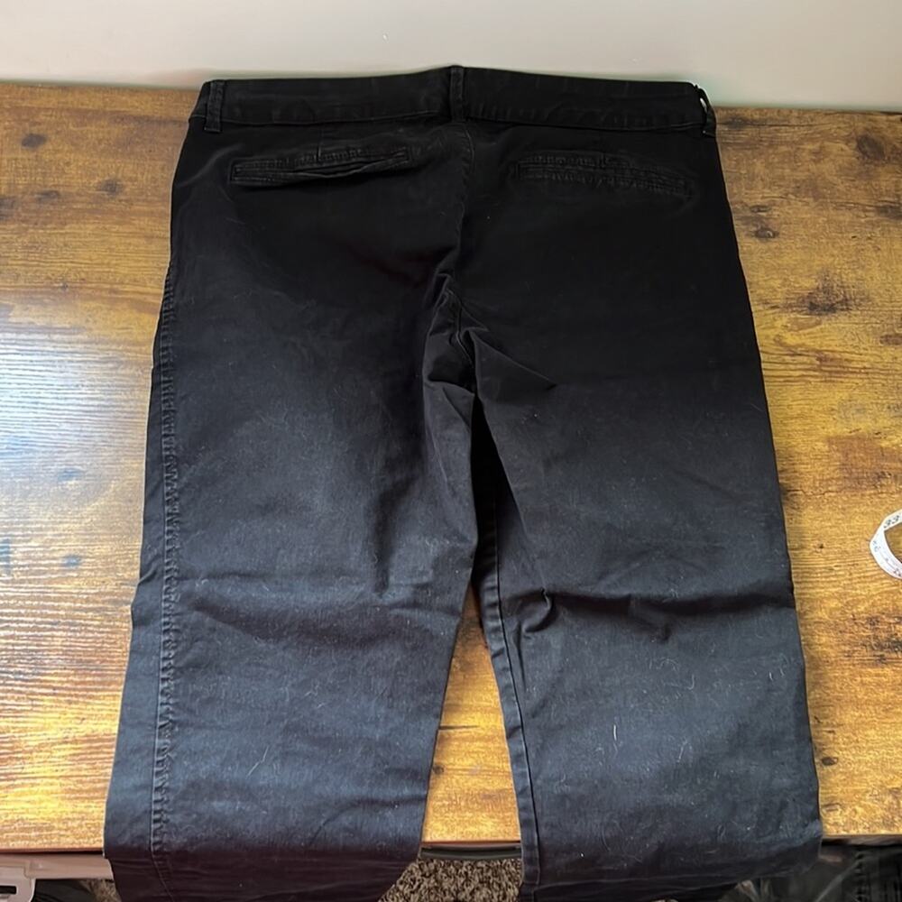 Old Navy Black Cotton Blend Pixie Ankle Pants - Picture 7 of 8